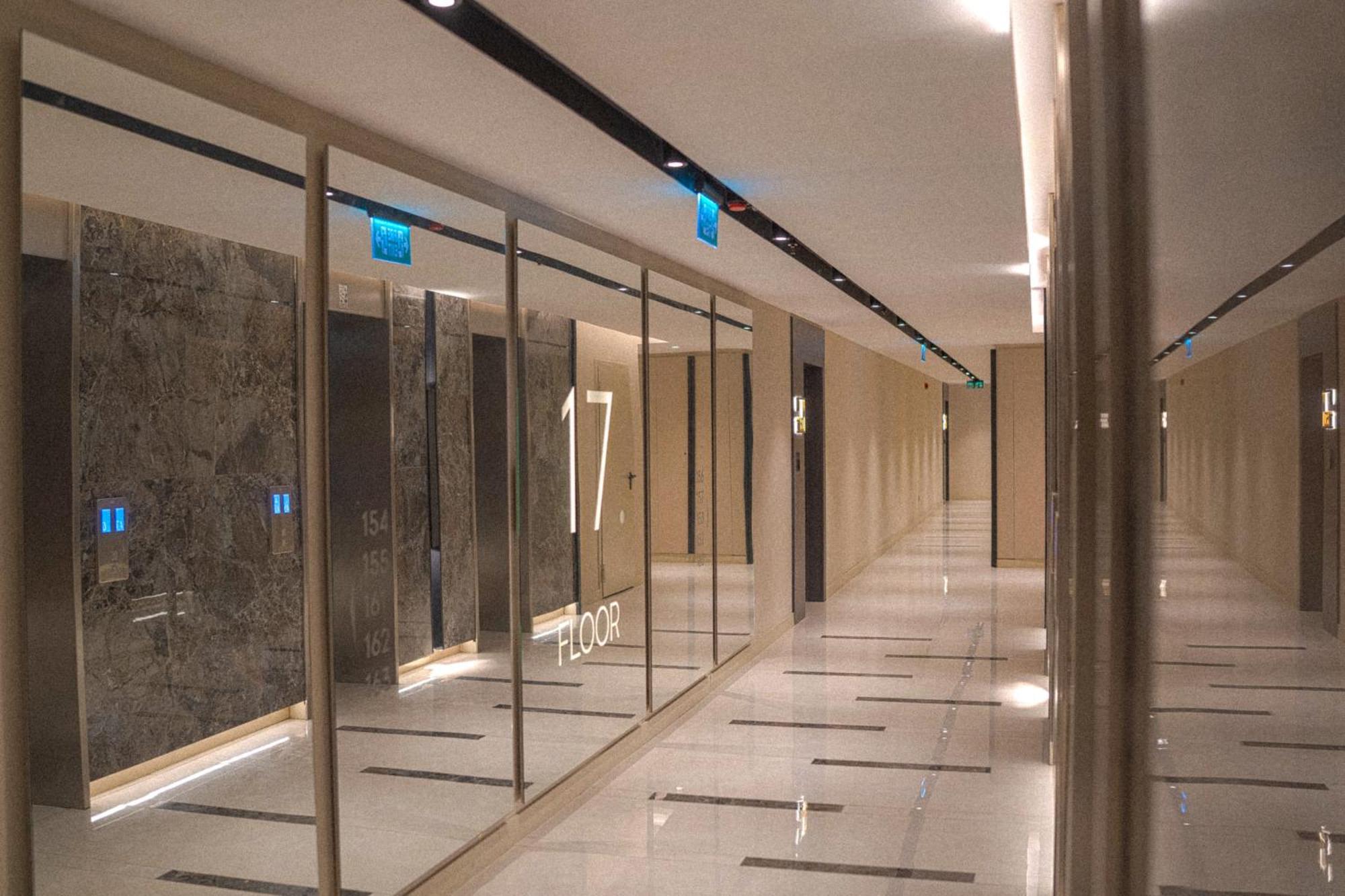 180° View Apartment In Diamond Building Skopje Exterior foto